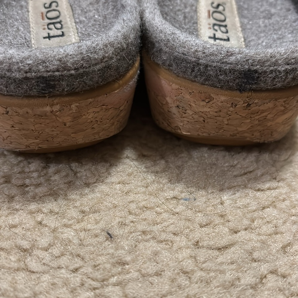 Taos clogs - Picture 4 of 6